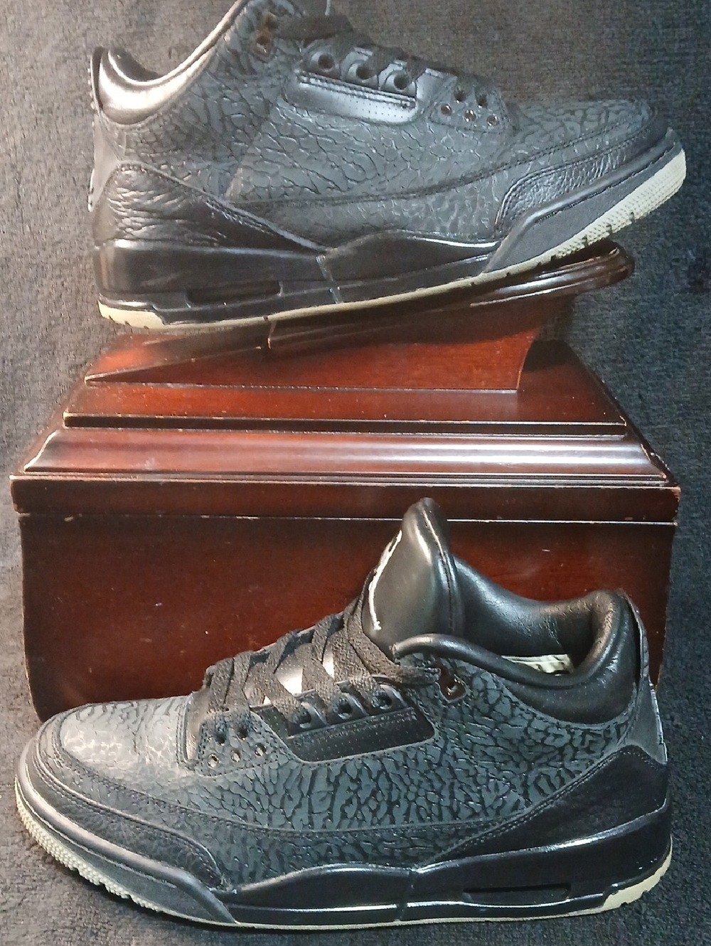 Air Jordan 3 Retro  "FLIP" (2011) Mens Size-10.  100%AUTHENTIC!